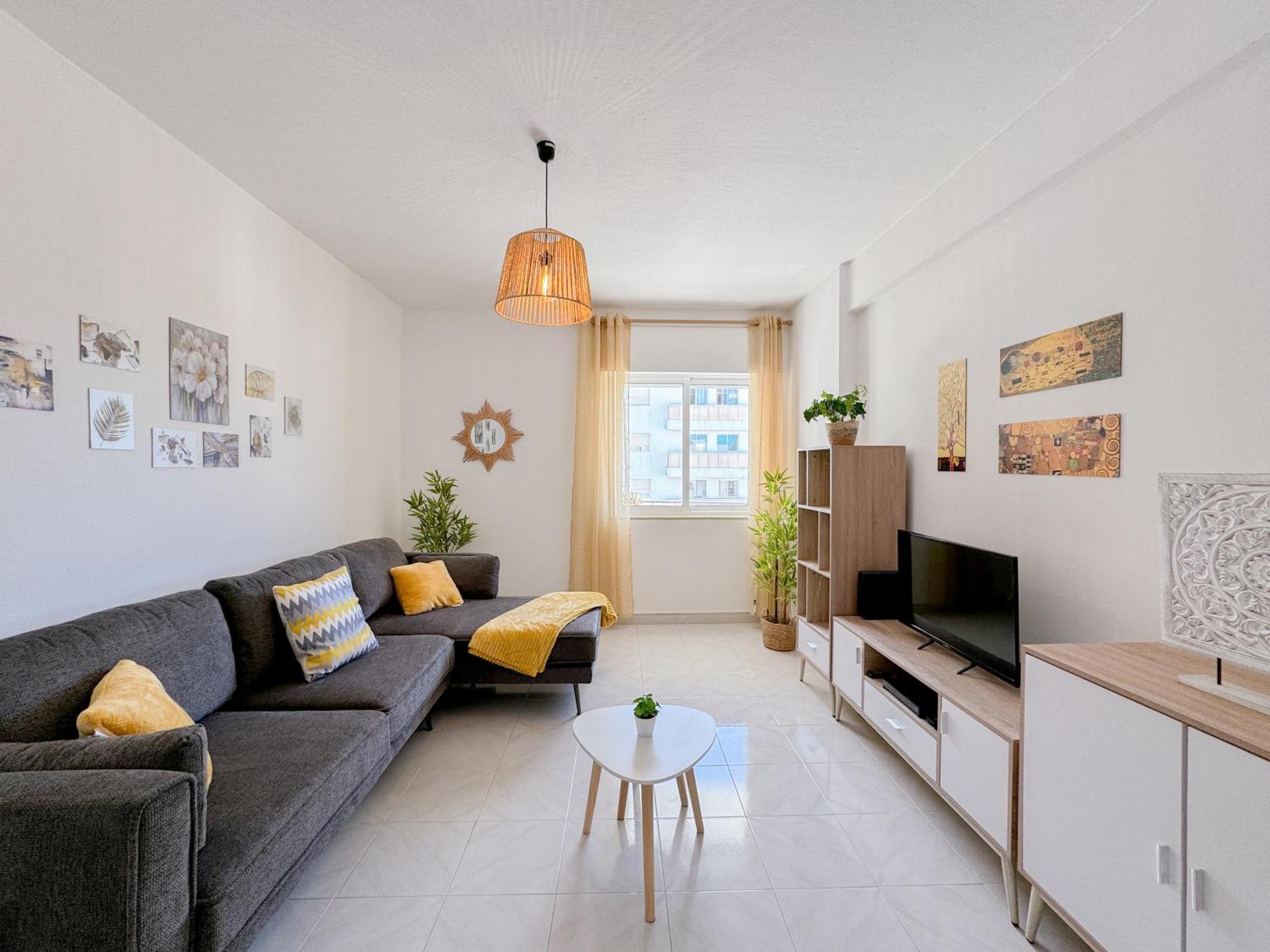 Urban Retreat With Easy Beach Access #1892 Лагуш Экстерьер фото